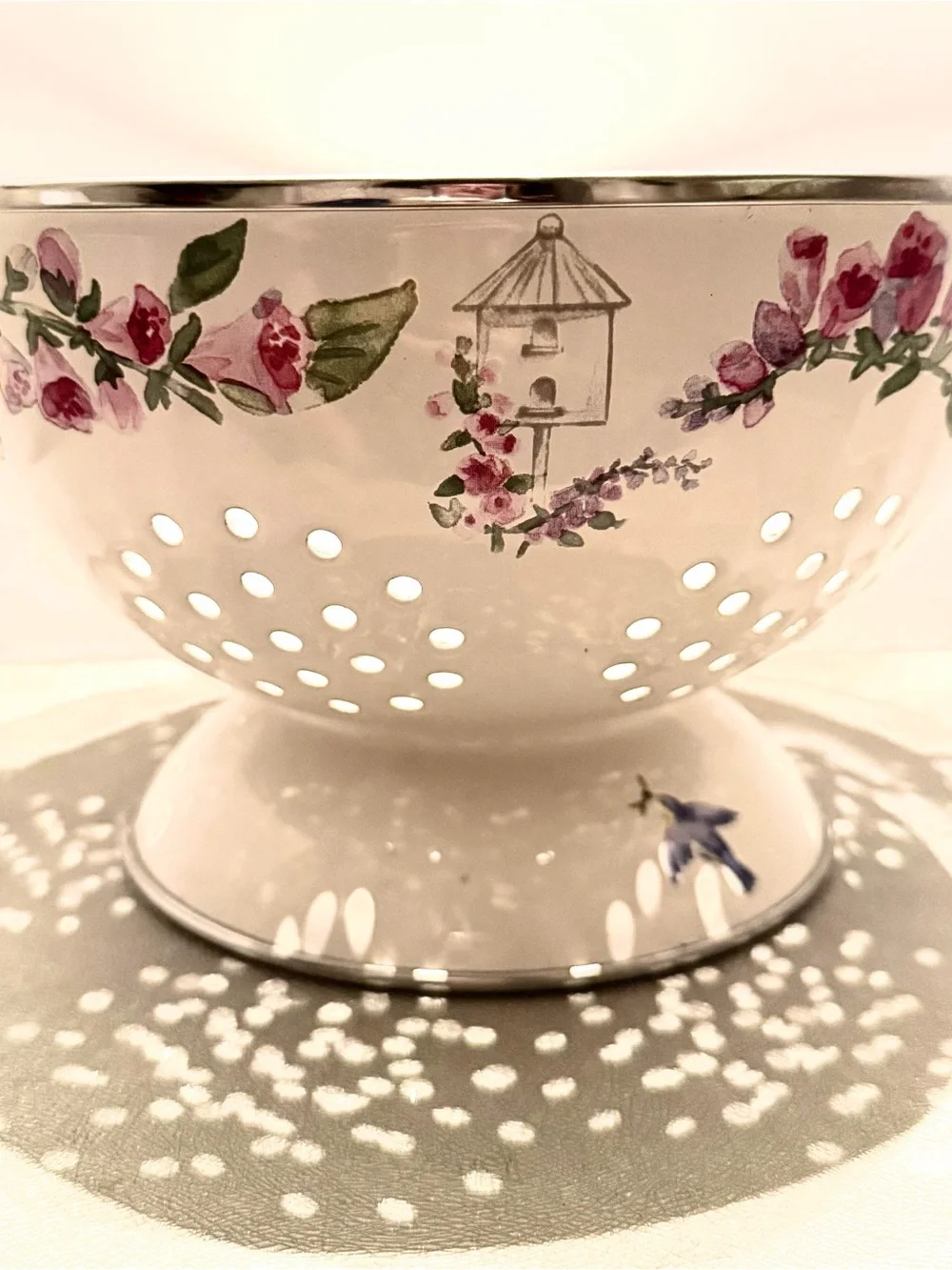 Floral Birdhouse Ceramic Cream Pedestal Colander. Pink/Green/Cream. 9”x5”